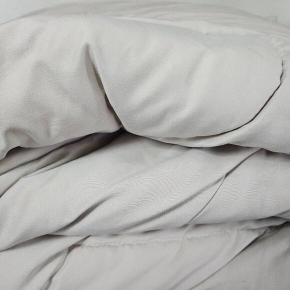 Ugg Queen comforter - Picture 1 of 5